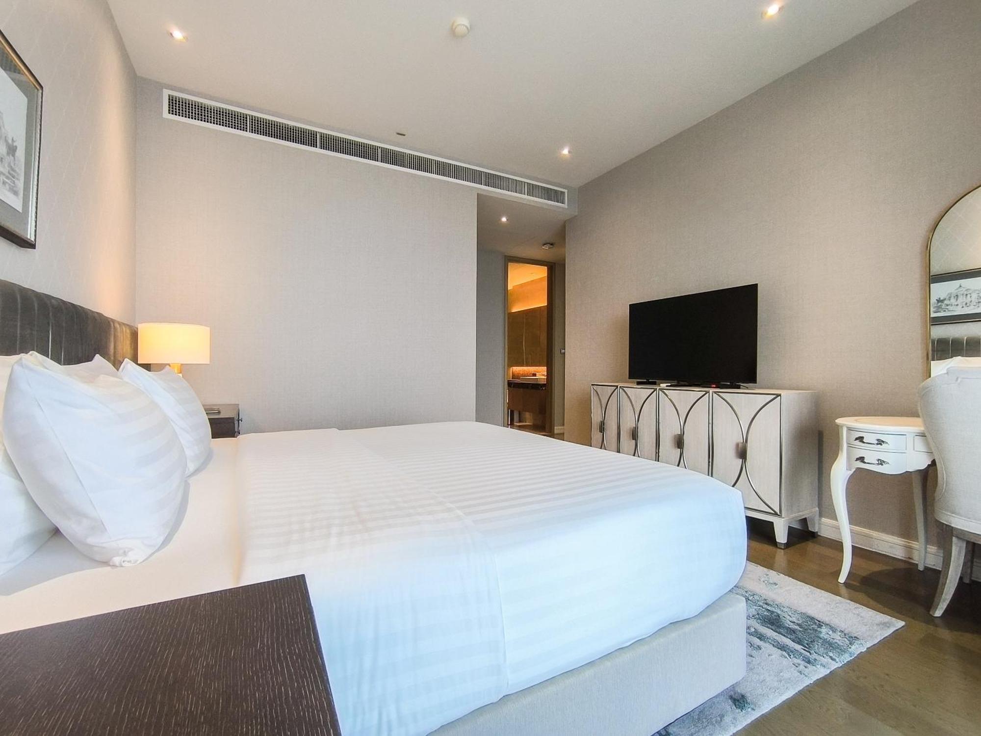 Magnolias Ratchadamri Boulevard Serviced Residences Бангкок Номер фото
